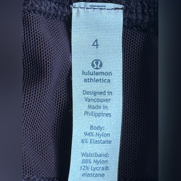 NWT Lululemon Dance Studio Crop II Black Cherry Size 4 - Picture 10 of 12